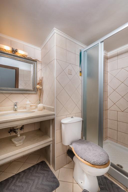 הרסוניסוס Golden Crest Villa מראה חיצוני תמונה