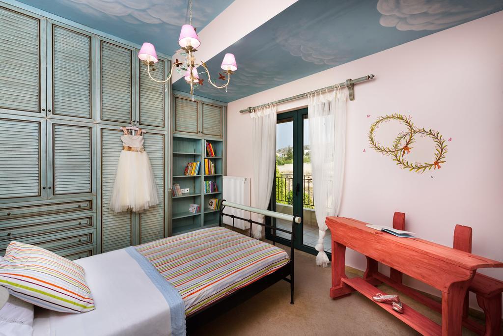 הרסוניסוס Golden Crest Villa מראה חיצוני תמונה