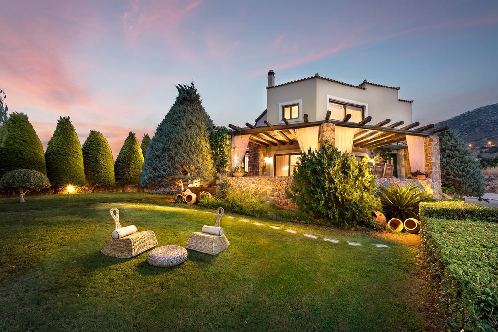 הרסוניסוס Golden Crest Villa מראה חיצוני תמונה