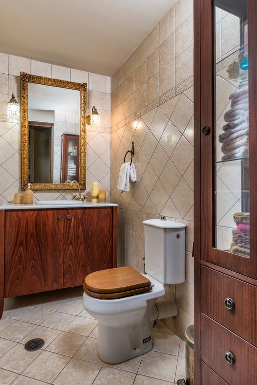 הרסוניסוס Golden Crest Villa מראה חיצוני תמונה