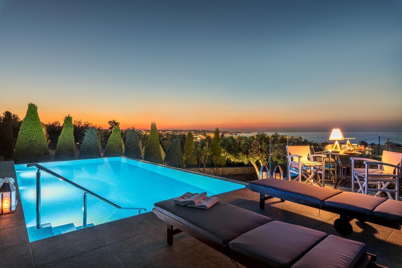 הרסוניסוס Golden Crest Villa מראה חיצוני תמונה