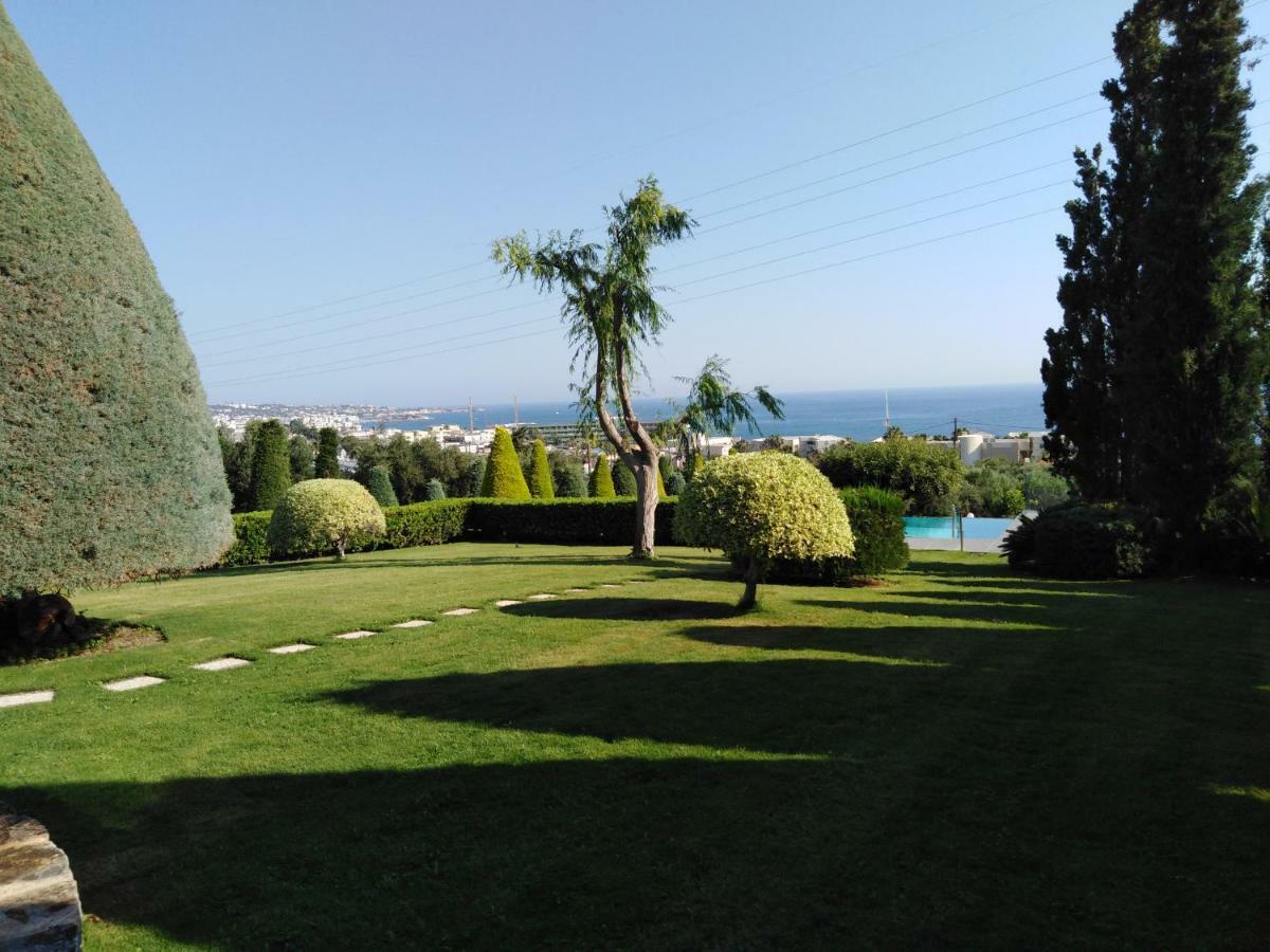 הרסוניסוס Golden Crest Villa מראה חיצוני תמונה